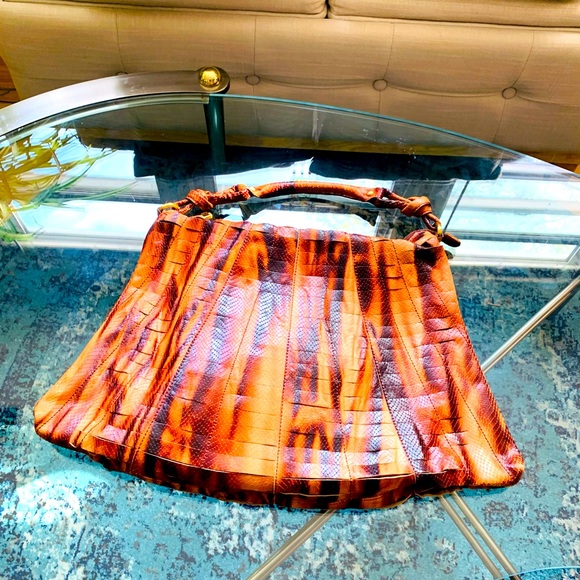 ✨Steven By Steve Madden✨ Caramel & Brown Leather Textured Shoulder Bag - Picture 11 of 15